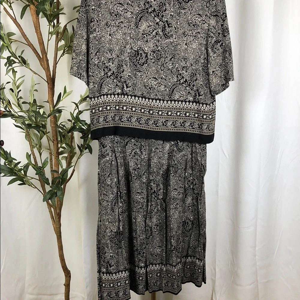 Vintage Black & Cream Paisley Button-Front Skirt Set Sz 18 (V1)